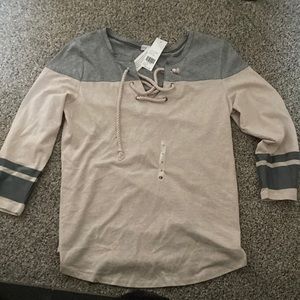 Brand new Buckle top